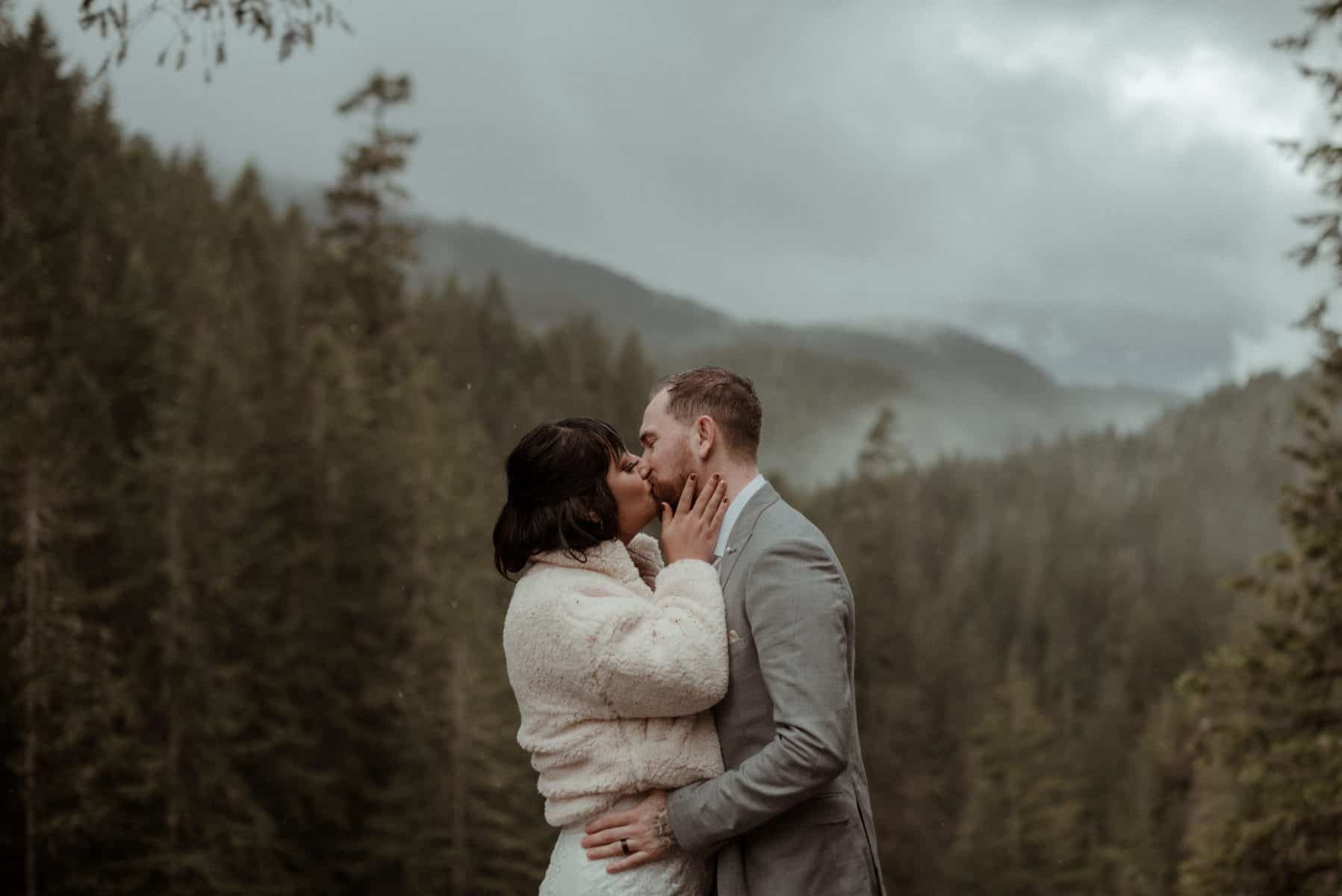 couple kissing during their adventure elopement 